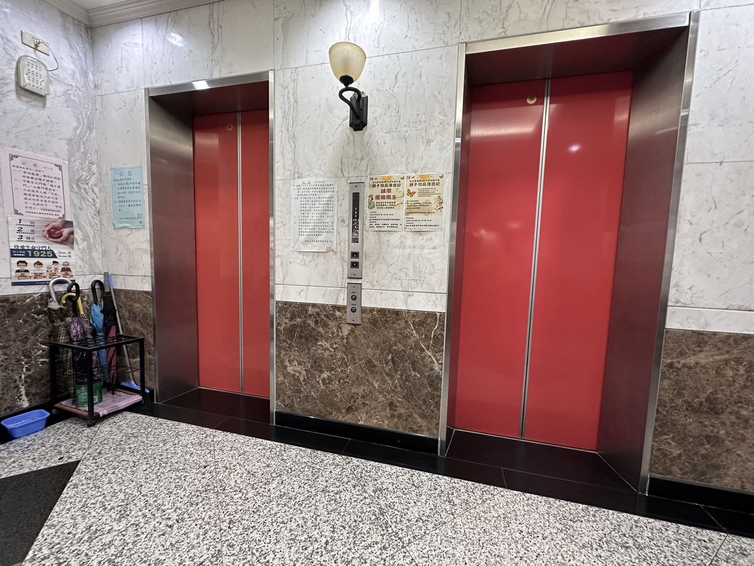 3.兩座電梯皆可以抵達3F.jpg