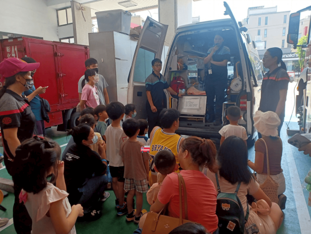 小小消防員－認識救護車